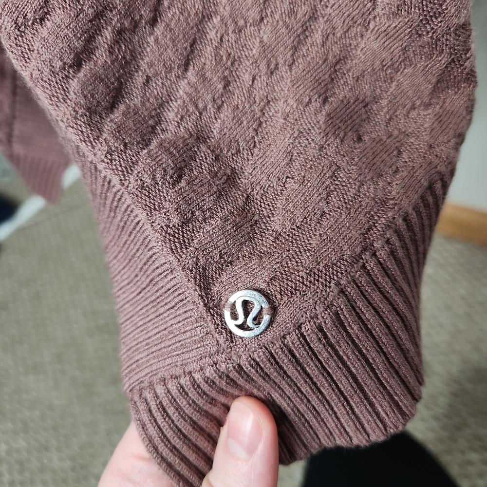 Lululemon Spanish Oak Woven Divinity Poncho - Picture 8 of 8